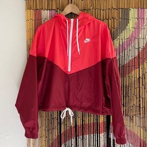 Nike Cropped Windbreaker